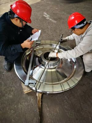 Αγορά ISO9001 πρότυπα ροδών ER7 ER8 EN13262 ραγών τραίνων για το κινητήριο αυτοκίνητο φορτίου online manufacture